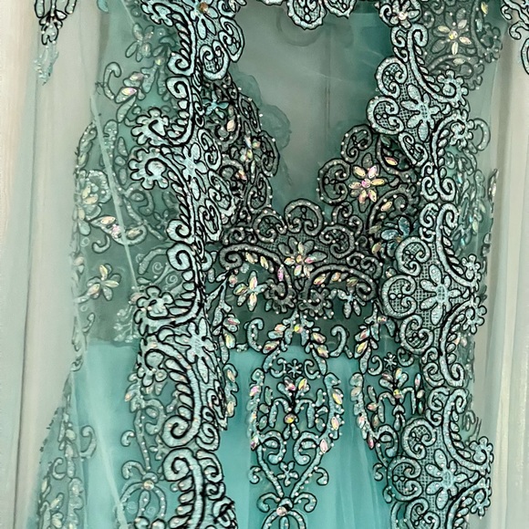 Princess Arabic maxi prom dress - Picture 11 of 16